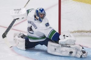 roberto_luongo.jpg.size.xxlarge.original